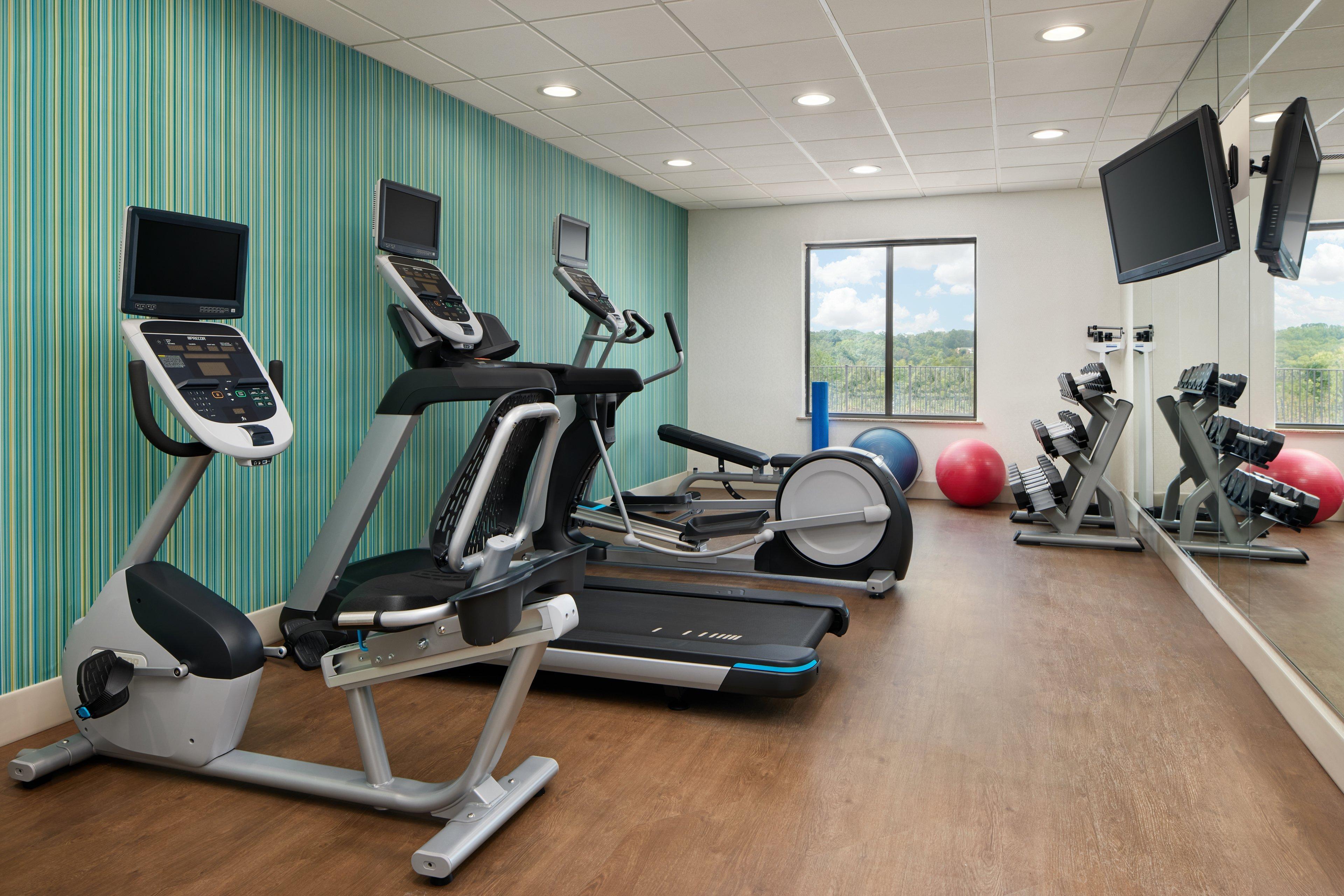 Express & By Ihg 2* Salem